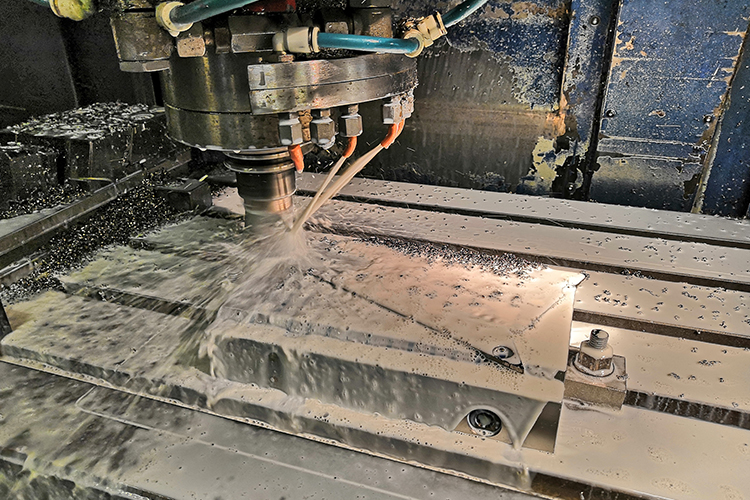 Verwenden der Aufspannplatte Neomill Compact